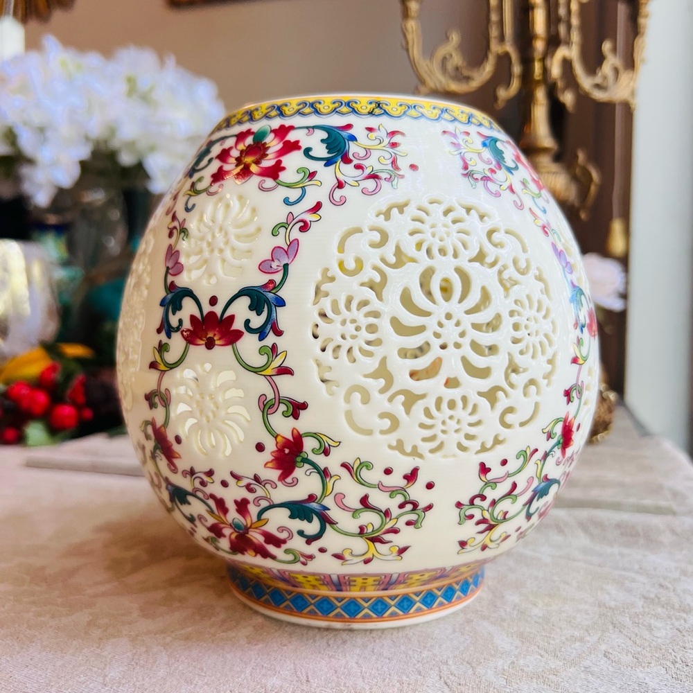 Floral Ceramic Candle Holder Amazing looking with a lit candle inside!